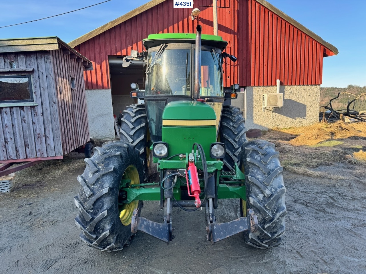 1991 John Deere 2850 4x4 Synchron w/ front hydraulics. - Traktor: bilde 3 1991 John Deere 2850 4x4 Synchron w/ front hydraulics. - Traktor: bilde 3