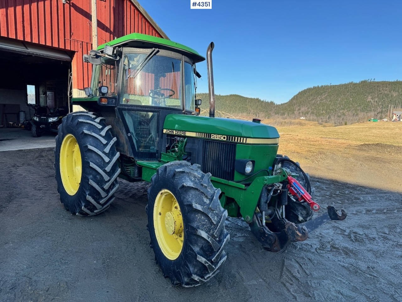 Traktor 1991 John Deere 2850 4x4 Synchron w/ front hydraulics.: bilde 5