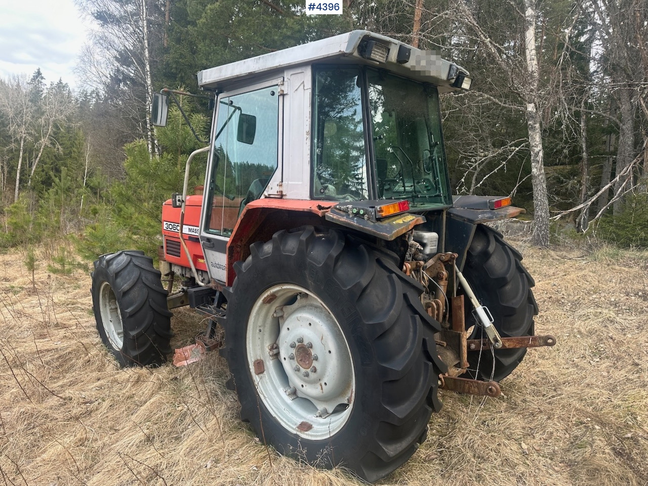 1991 Massey-Ferguson 3060 4x4 tractor. Rep. object - Traktor: bilde 4 1991 Massey-Ferguson 3060 4x4 tractor. Rep. object - Traktor: bilde 4