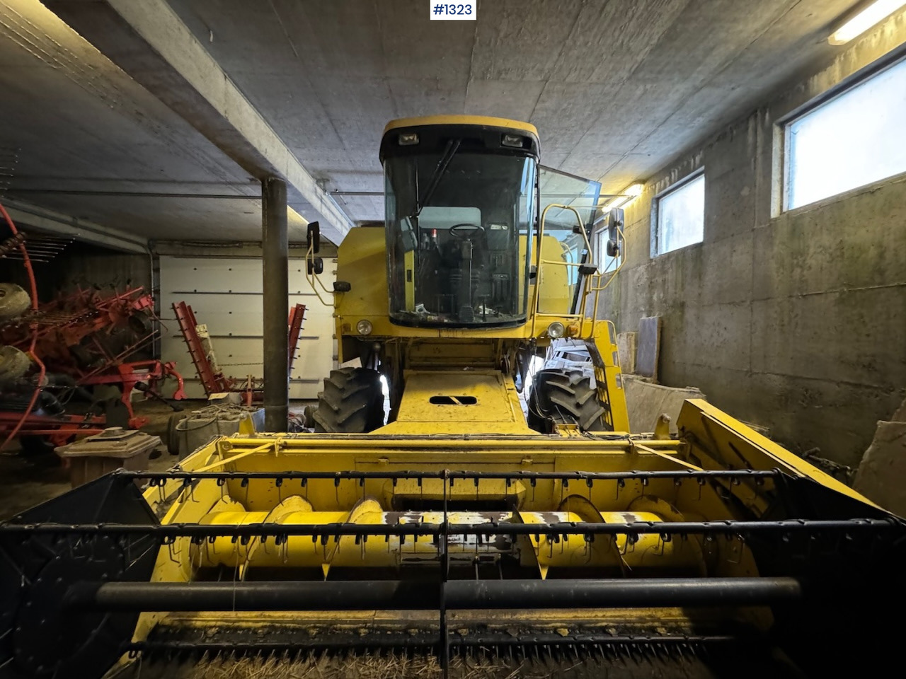 1992 New Holland TC52 Combine - Skurtresker: bilde 3 1992 New Holland TC52 Combine - Skurtresker: bilde 3
