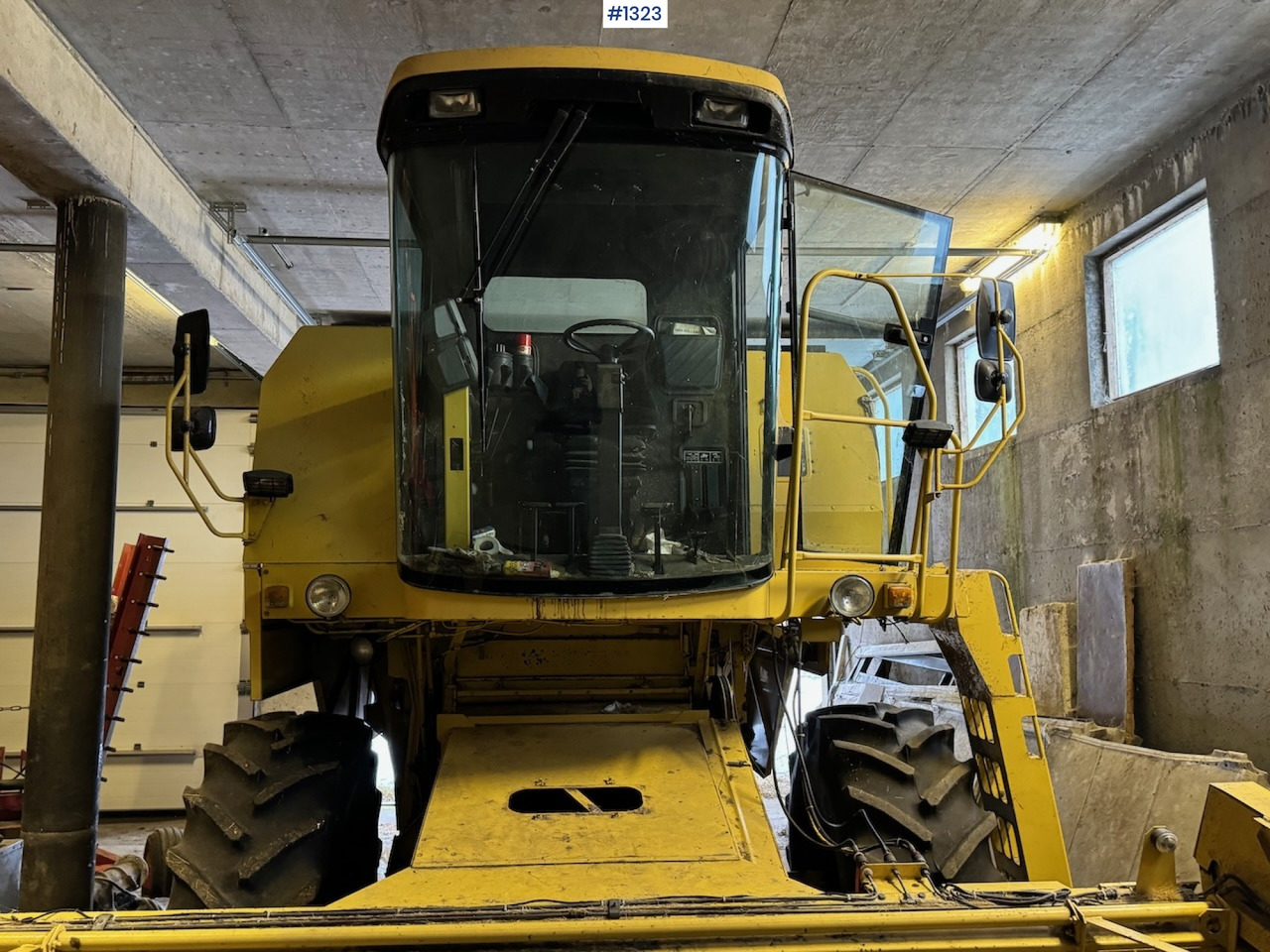 1992 New Holland TC52 Combine - Skurtresker: bilde 4 1992 New Holland TC52 Combine - Skurtresker: bilde 4