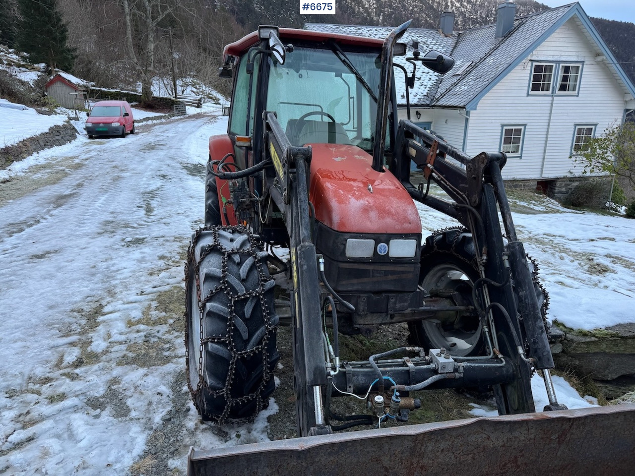 1997 New Holland L 85 w/ front loader. - Traktor: bilde 4 1997 New Holland L 85 w/ front loader. - Traktor: bilde 4