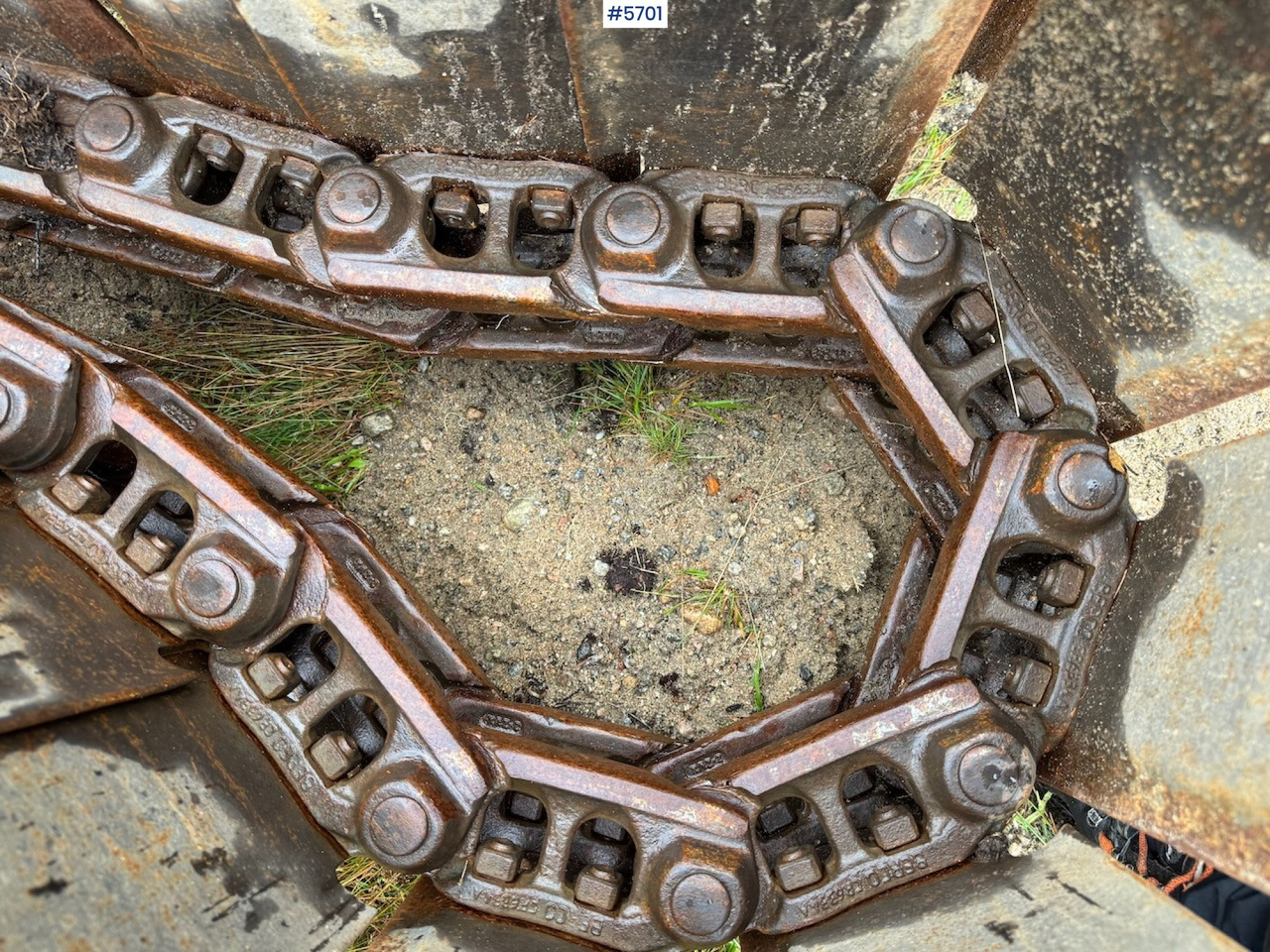 2 Excavator belts - Belter for Gravemaskin: bilde 3 2 Excavator belts - Belter for Gravemaskin: bilde 3