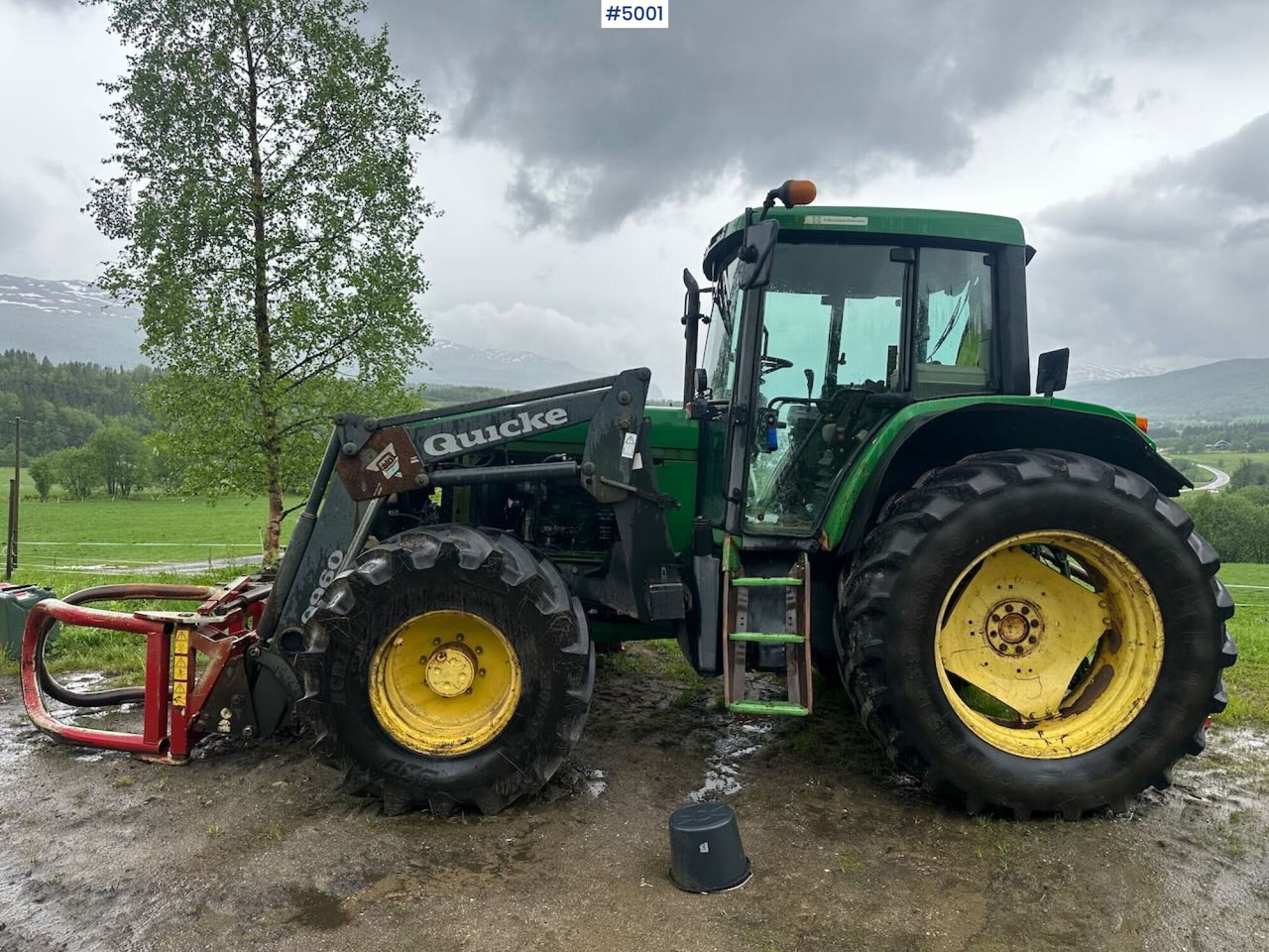 2000 John Deere 6610 4x4 tractor w/ front loader. - Traktor: bilde 3 2000 John Deere 6610 4x4 tractor w/ front loader. - Traktor: bilde 3