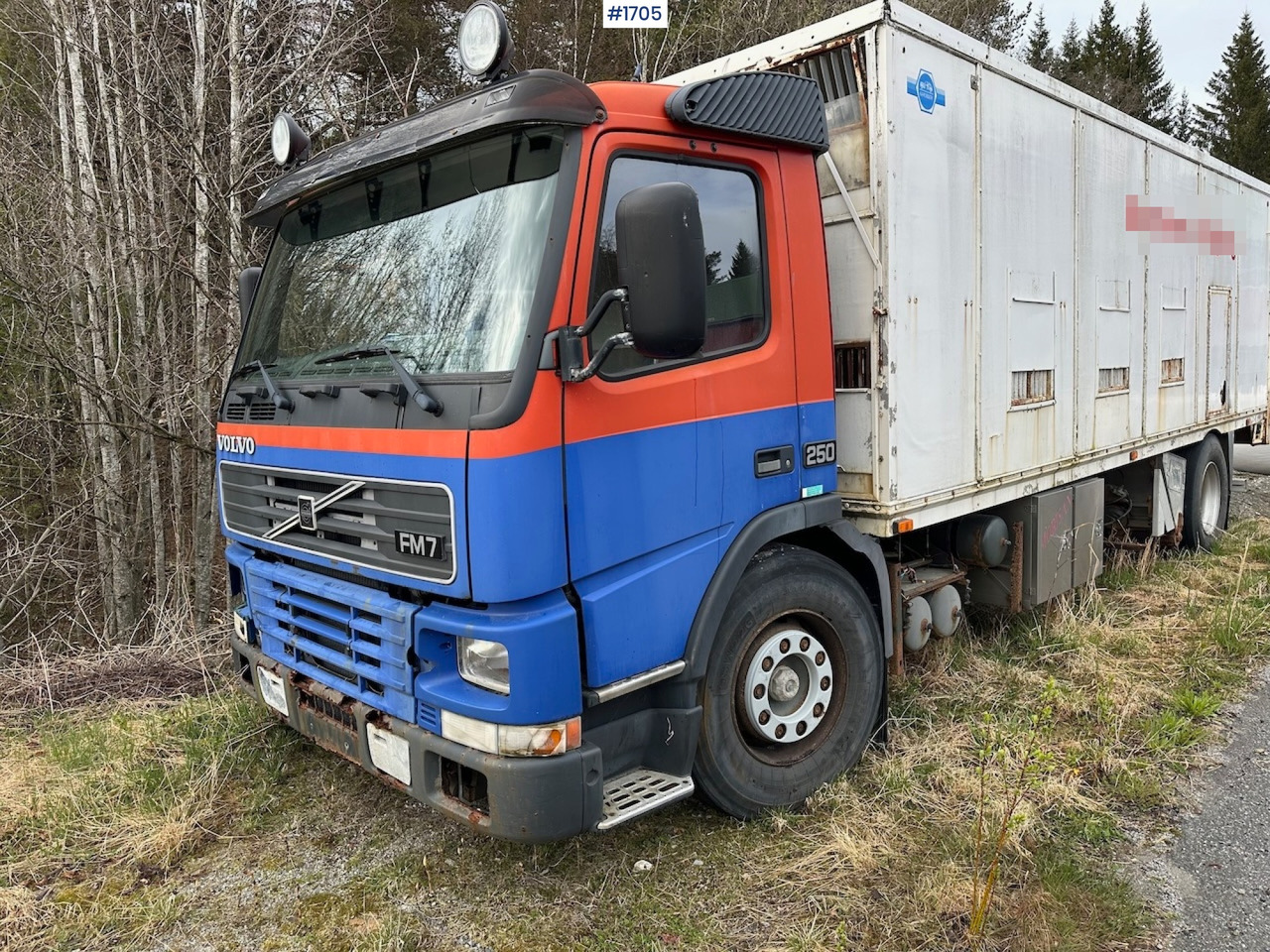 2000 Volvo 250 4x2 reparasjonsobjekt - Skapbil: bilde 3 2000 Volvo 250 4x2 reparasjonsobjekt - Skapbil: bilde 3