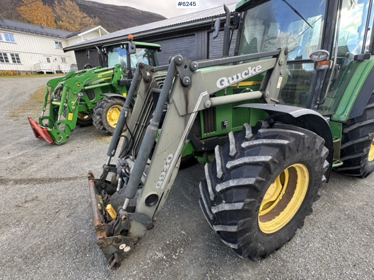 2002 John Deere 6310 with Loader (3rd Function) – SEE VIDEO! - Traktor: bilde 5 2002 John Deere 6310 with Loader (3rd Function) – SEE VIDEO! - Traktor: bilde 5