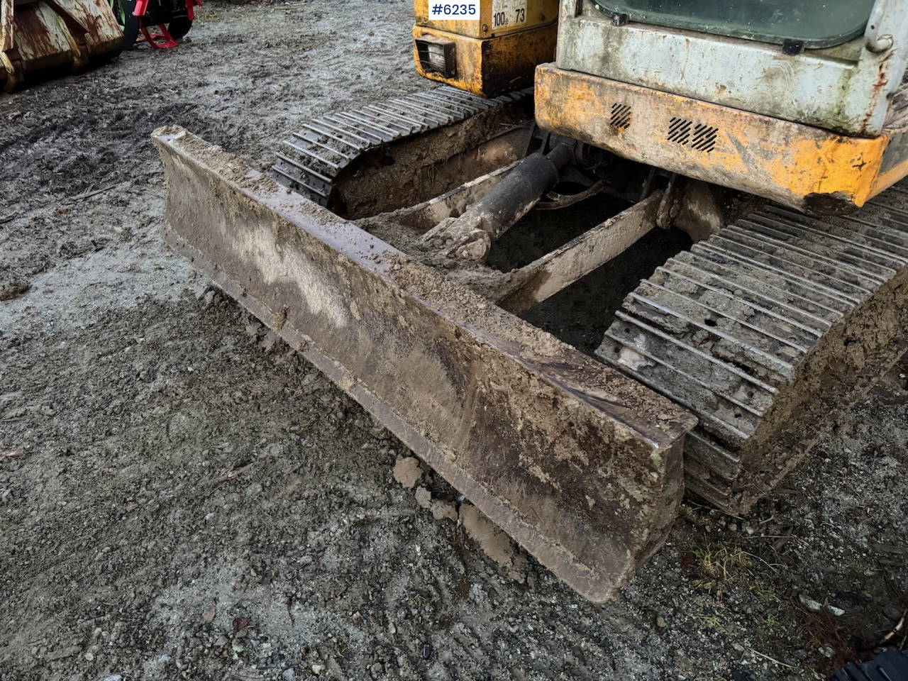 2004 Kato HD 308 US w/ 5 drawers, pincher, rake and spike hammer. - Gravemaskin: bilde 4 2004 Kato HD 308 US w/ 5 drawers, pincher, rake and spike hammer. - Gravemaskin: bilde 4