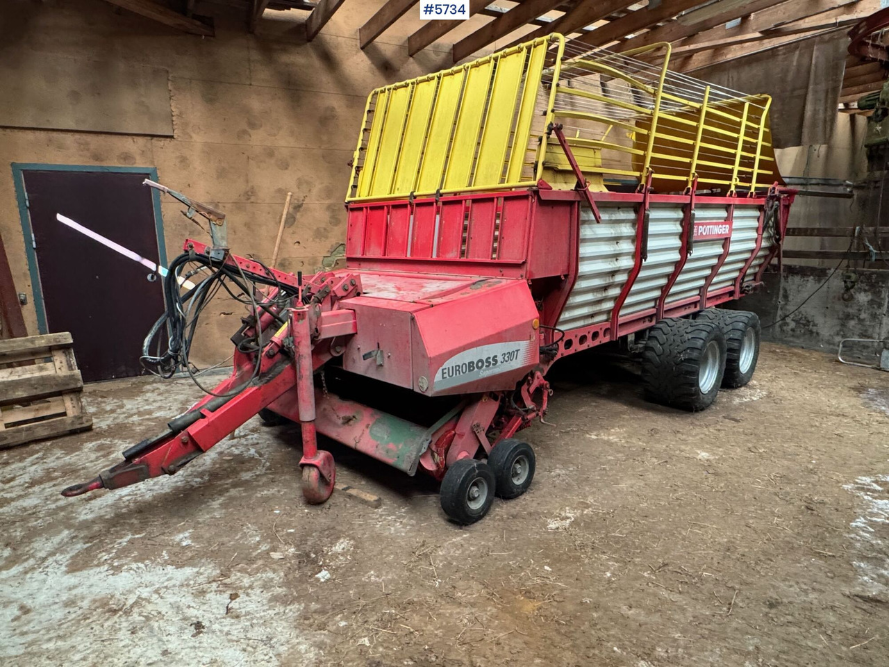 2005 Pottinger Euroboss 330t supermatic - Grasutstyr: bilde 1 2005 Pottinger Euroboss 330t supermatic - Grasutstyr: bilde 1