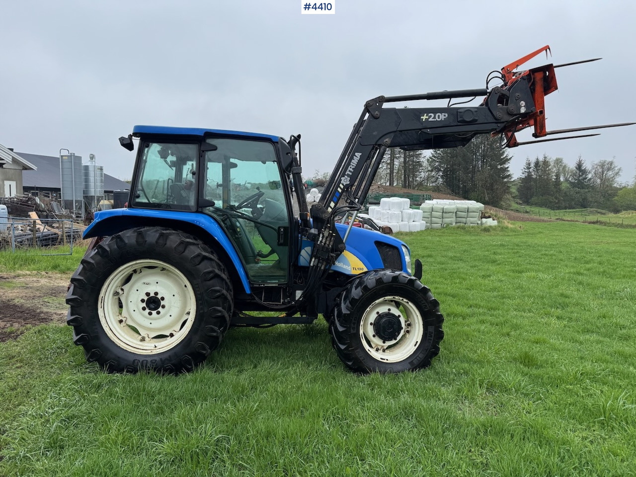 2006 New Holland TL100 A w/Front Loader. - Traktor: bilde 3 2006 New Holland TL100 A w/Front Loader. - Traktor: bilde 3