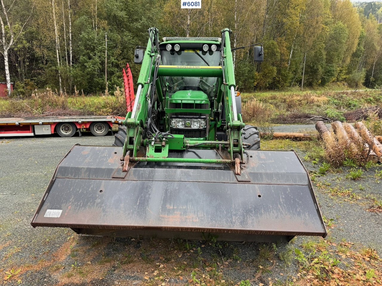 2007 John Deere 6430 Premium w/ front loader and bucket. - Traktor: bilde 4 2007 John Deere 6430 Premium w/ front loader and bucket. - Traktor: bilde 4