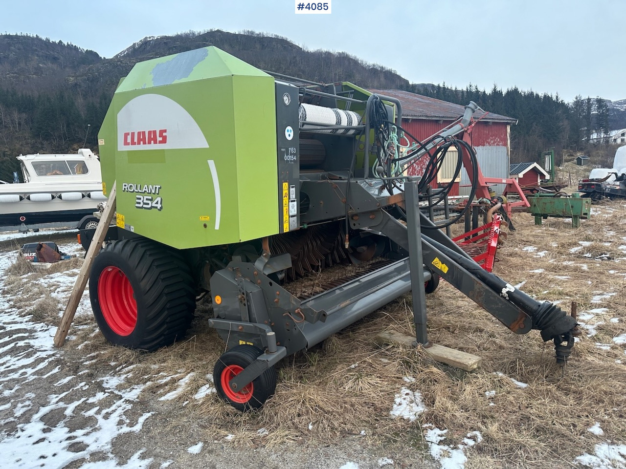 2008 Claas Rollant 354 Rotocut round baler. small repair object - Grasutstyr: bilde 1 2008 Claas Rollant 354 Rotocut round baler. small repair object - Grasutstyr: bilde 1