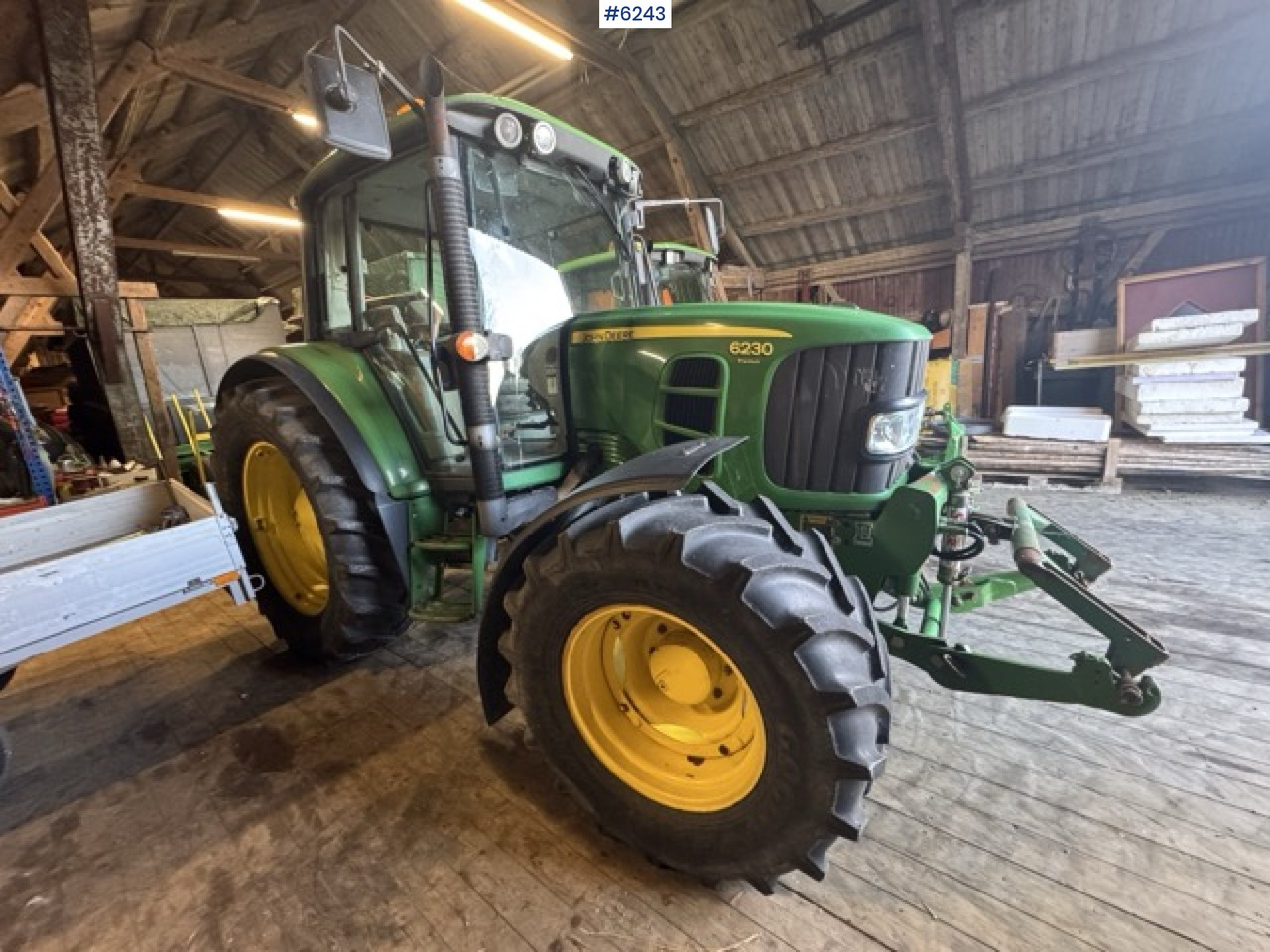 2008 John Deere 6230 Premium (114 hp) – Only 2,402 hours! - Traktor: bilde 2 2008 John Deere 6230 Premium (114 hp) – Only 2,402 hours! - Traktor: bilde 2
