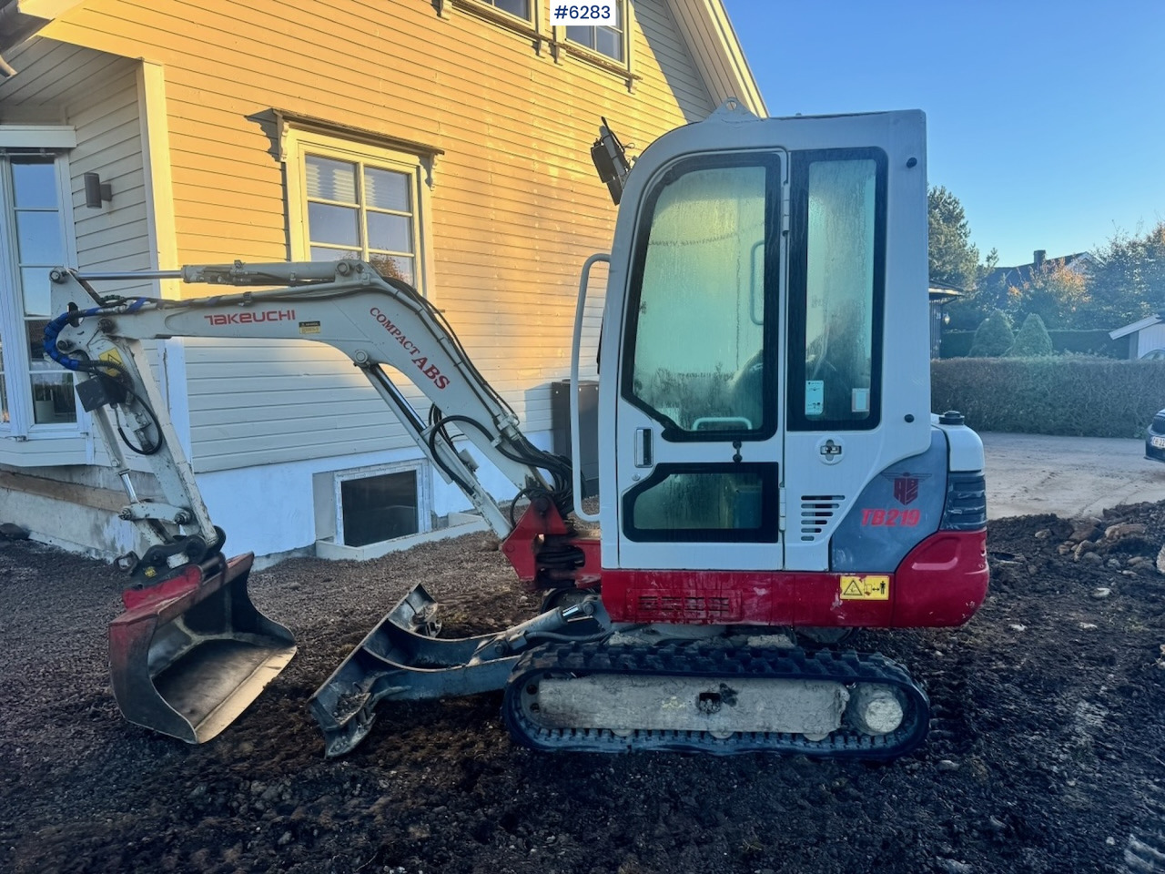 2010 Takeuchi TB219 Mini Excavator with Rototilt and 2 buckets. - Minigraver: bilde 3 2010 Takeuchi TB219 Mini Excavator with Rototilt and 2 buckets. - Minigraver: bilde 3