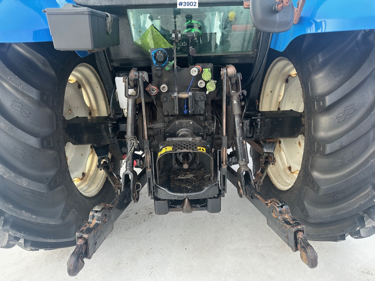 Traktor 2011 New Holland T5070 4x4 m/ frontlaster: bilde 22