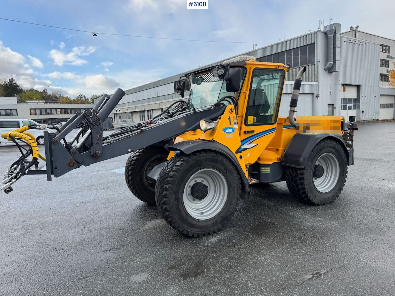 2011 Wille 655C w/ flushing unit, sweeping unit, 2 buckets and pallet fork - Hjullaster: bilde 1 2011 Wille 655C w/ flushing unit, sweeping unit, 2 buckets and pallet fork - Hjullaster: bilde 1