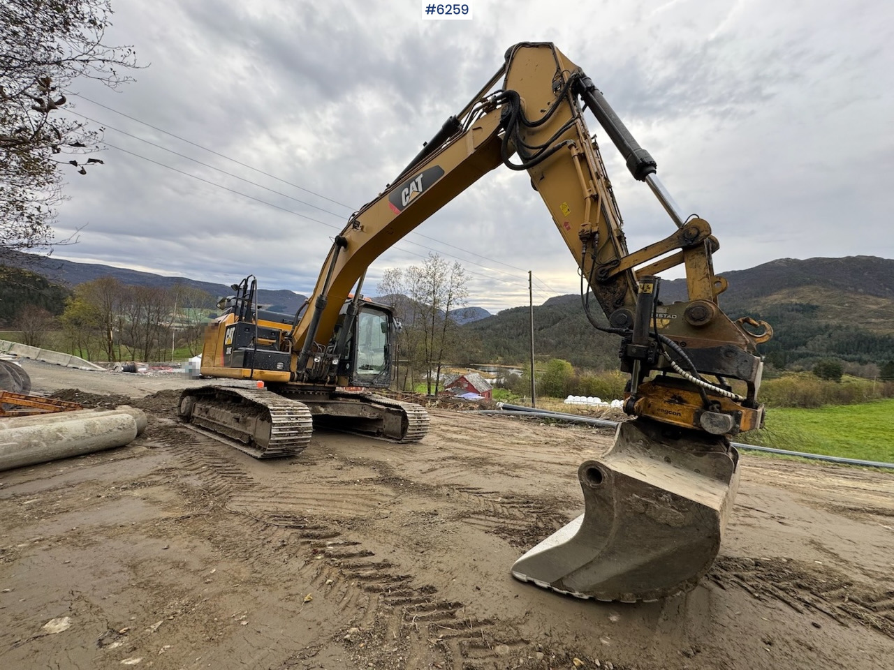Gravemaskin 2012 Cat 324 E w/ rotor tilt, sanding bucket and digging bucket.: bilde 8