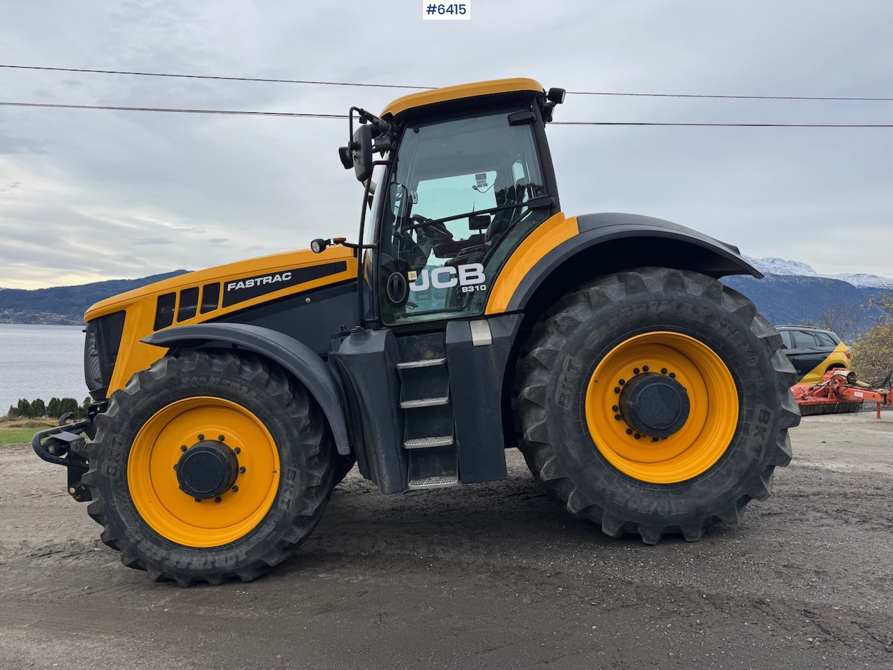 2012 JCB 8310 Fastrac w/ front hydraulics. - Traktor: bilde 1 2012 JCB 8310 Fastrac w/ front hydraulics. - Traktor: bilde 1