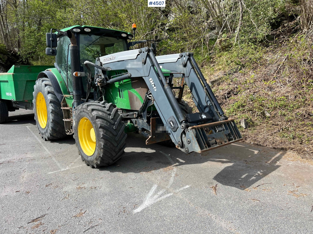 2012 John Deere 6140R w/ front loader and 2020 Foss-Eik 5.150 dump trailer - Traktor: bilde 1 2012 John Deere 6140R w/ front loader and 2020 Foss-Eik 5.150 dump trailer - Traktor: bilde 1