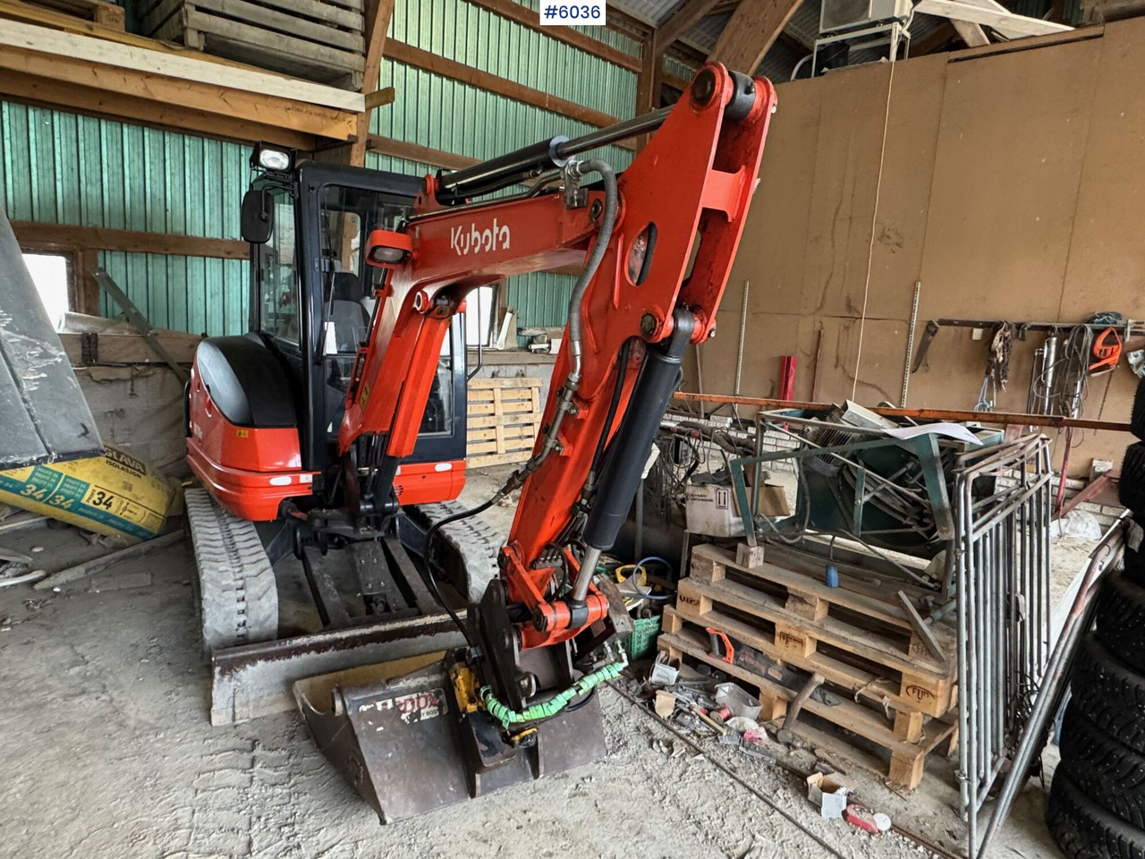 2013 Kubota kx71-3 w/ Rotor tilt, gravel bucket and sanding bucket! - Gravemaskin: bilde 1 2013 Kubota kx71-3 w/ Rotor tilt, gravel bucket and sanding bucket! - Gravemaskin: bilde 1