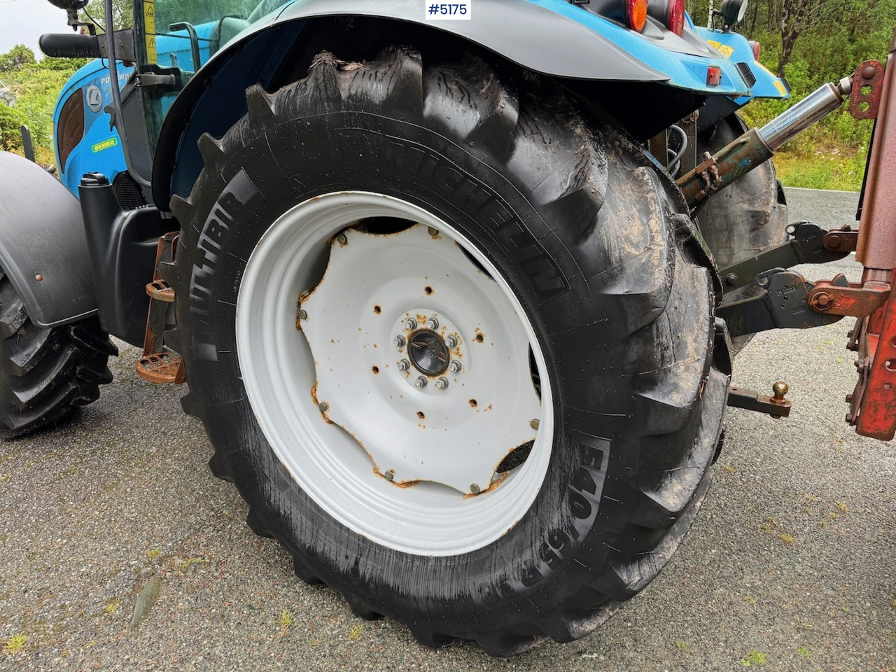 Traktor 2013 Landini Powermondial 120 w/front loader and some equipment. Low hours!: bilde 45