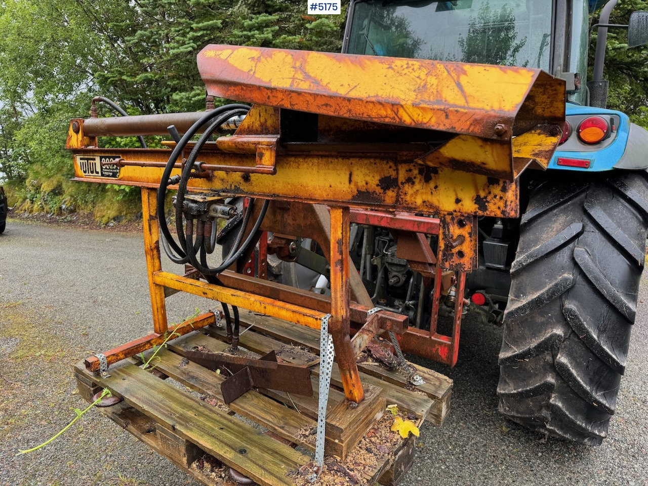 Traktor 2013 Landini Powermondial 120 w/front loader and some equipment. Low hours!: bilde 28