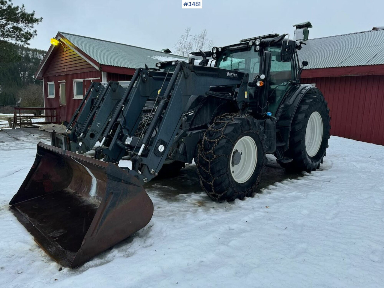 2015 Valtra N174D w/ Front loader - Traktor: bilde 2 2015 Valtra N174D w/ Front loader - Traktor: bilde 2