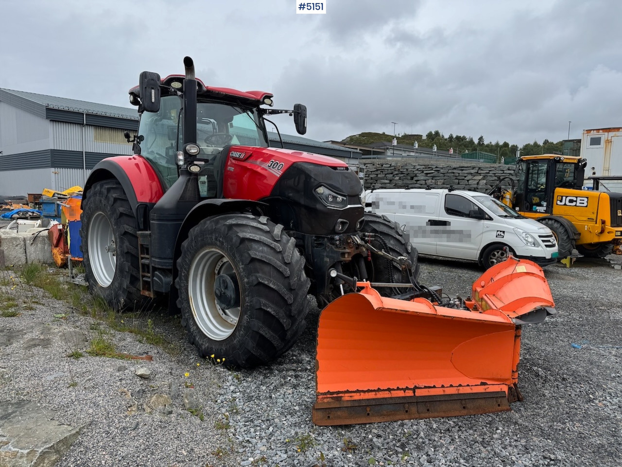 2016 Case IH Optum 300 CVX w/front hydraulics and plowing rig - Traktor: bilde 1 2016 Case IH Optum 300 CVX w/front hydraulics and plowing rig - Traktor: bilde 1
