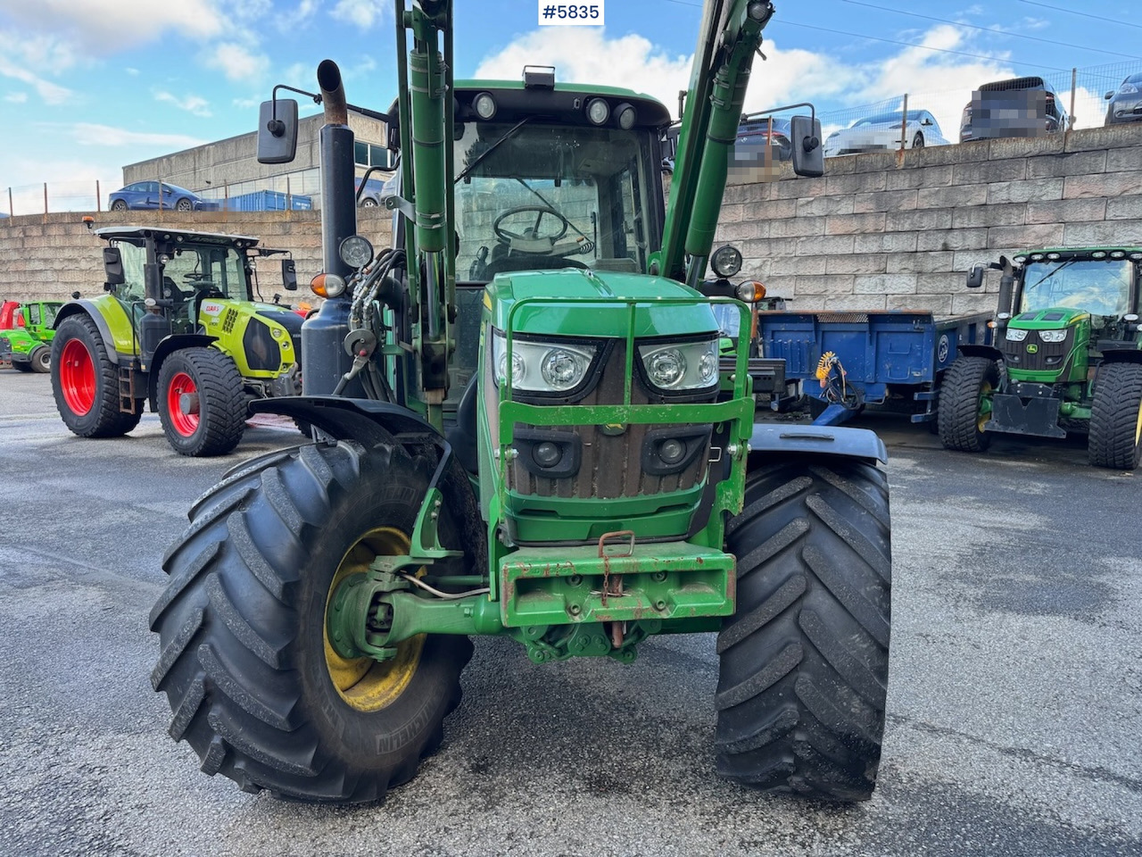 2016 John Deere 6130M w/ front loader. - Traktor: bilde 4 2016 John Deere 6130M w/ front loader. - Traktor: bilde 4