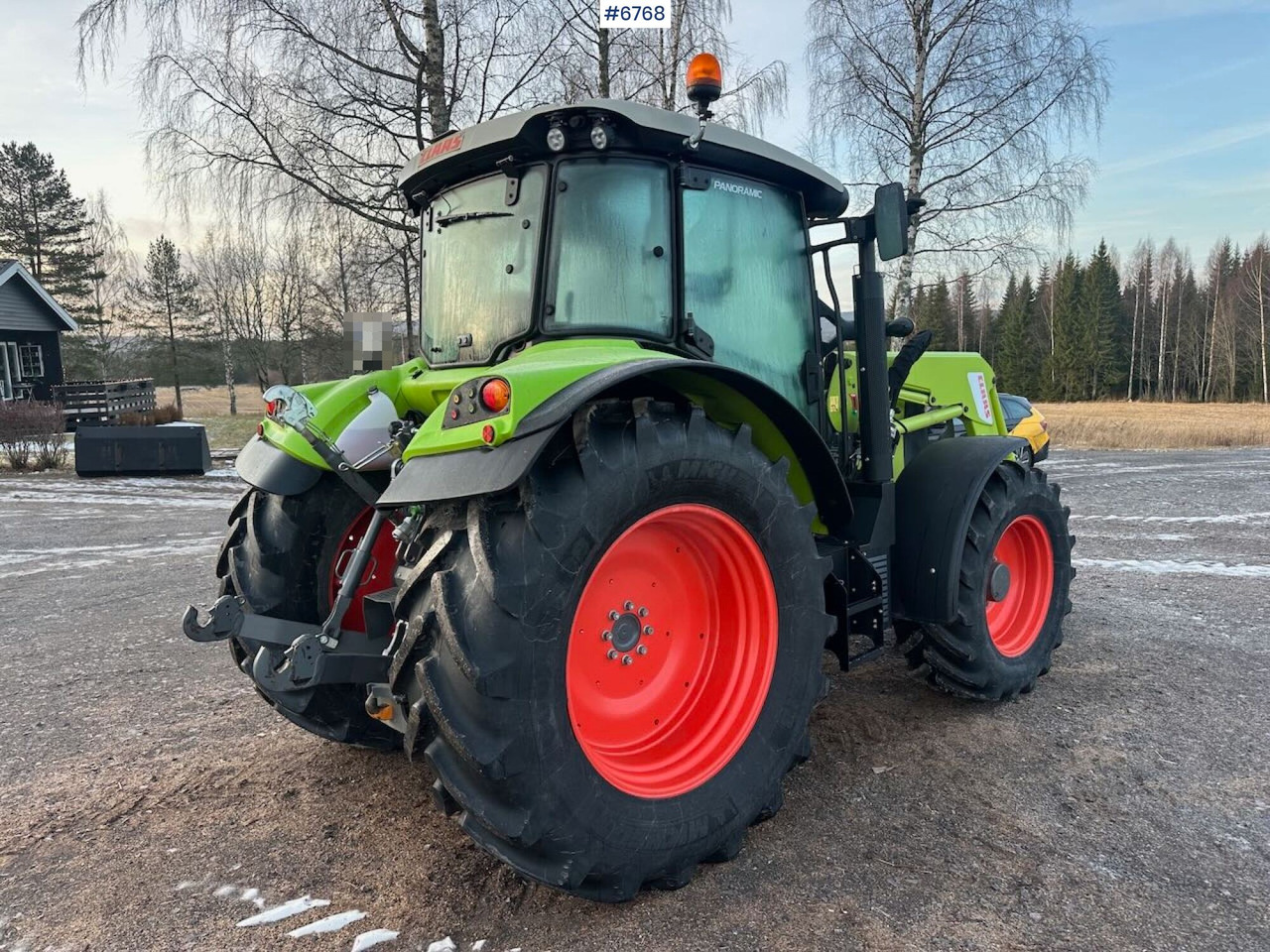 2017 Claas Arion 440 4x4 tractor w/ front loader, GPS setup and good tires. Low hours! - Traktor: bilde 5 2017 Claas Arion 440 4x4 tractor w/ front loader, GPS setup and good tires. Low hours! - Traktor: bilde 5