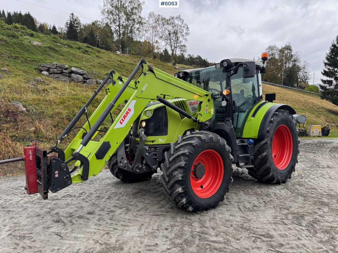 2018 Claas Arion 460 m front loader, front hydraulics and front PTO. - Traktor: bilde 2 2018 Claas Arion 460 m front loader, front hydraulics and front PTO. - Traktor: bilde 2