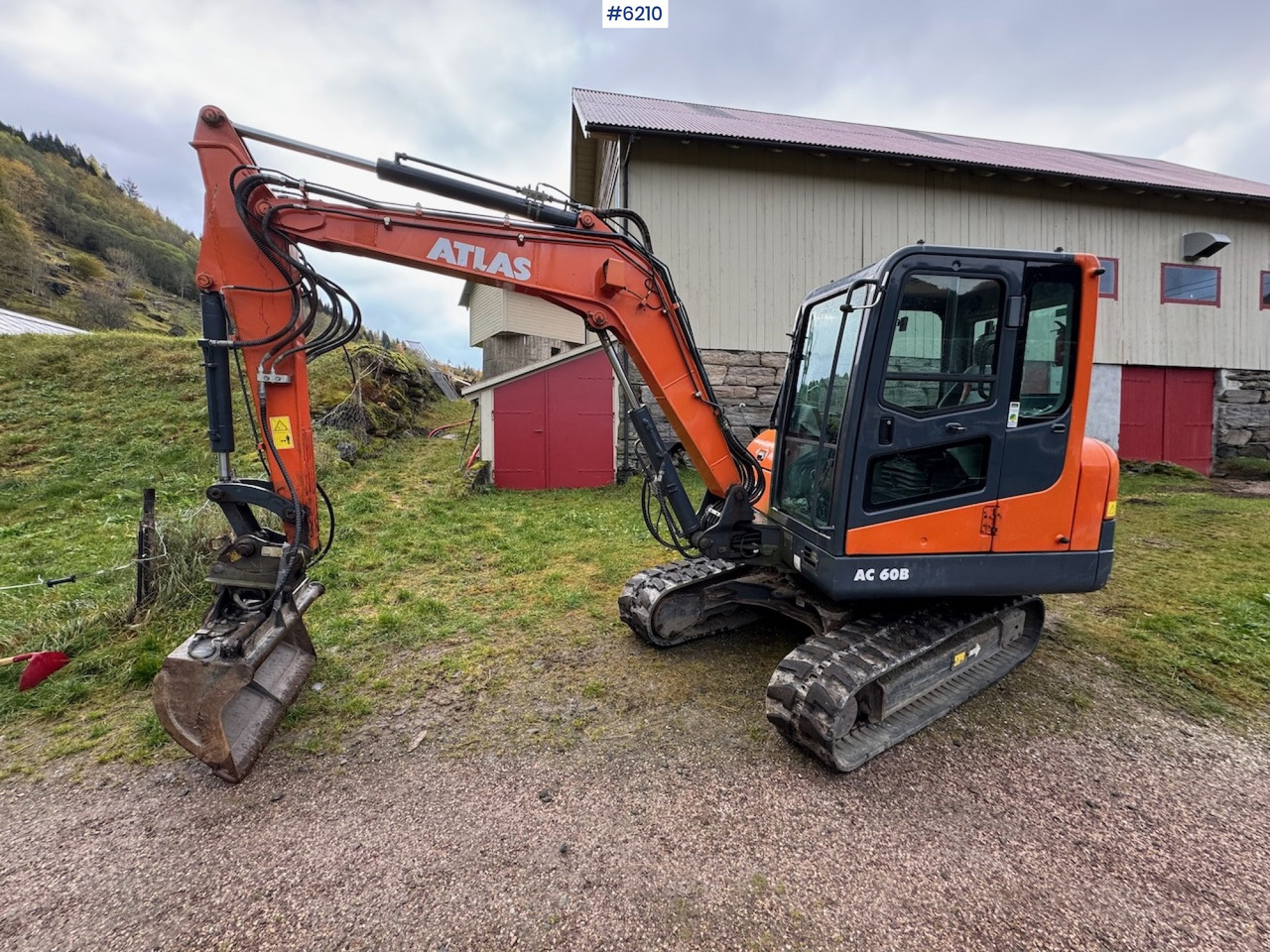 2019 Atlas AC 60B with 3 buckets, grapple, and spike. Low hours!! - Gravemaskin: bilde 4 2019 Atlas AC 60B with 3 buckets, grapple, and spike. Low hours!! - Gravemaskin: bilde 4