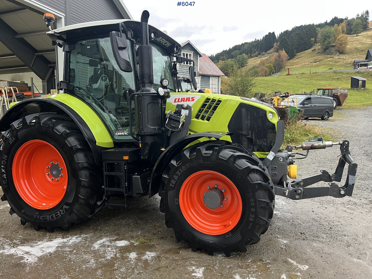 2023 Claas Arion 550 w/ quicke front loader with weight and PTO and front hydraulics - Traktor: bilde 3 2023 Claas Arion 550 w/ quicke front loader with weight and PTO and front hydraulics - Traktor: bilde 3