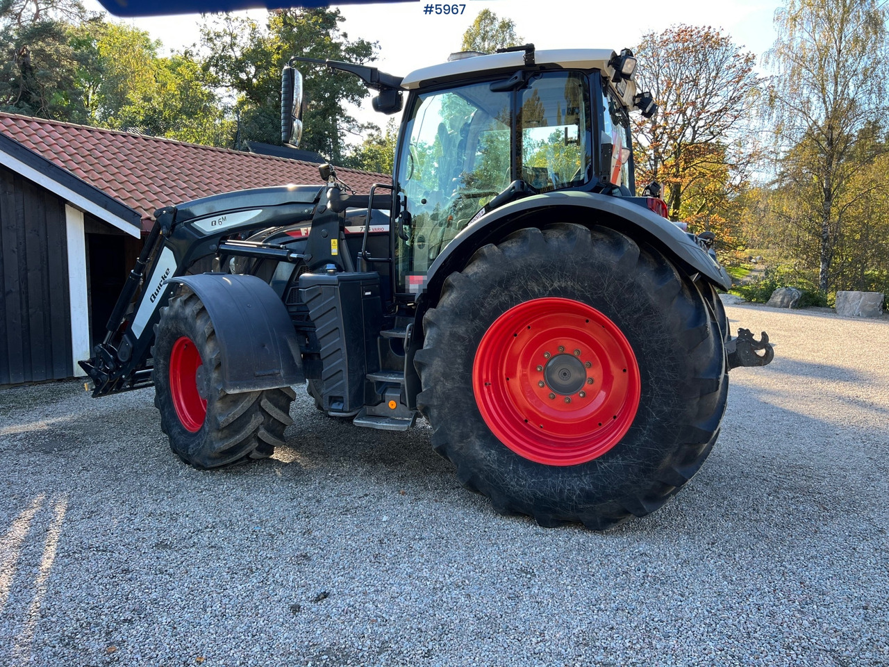 2023 Fendt 724 Vario profi + w/ Front loader and fully equipped - Traktor: bilde 2 2023 Fendt 724 Vario profi + w/ Front loader and fully equipped - Traktor: bilde 2