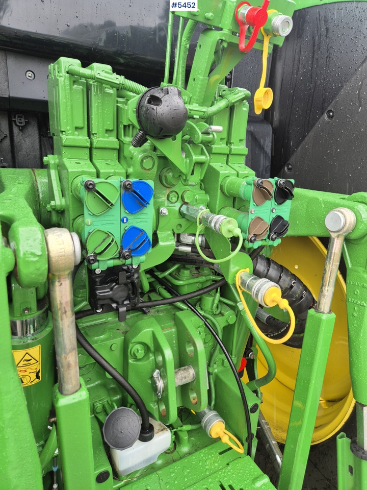 2024 John Deere 6155M w/ front hydraulics & PTO - Traktor: bilde 4 2024 John Deere 6155M w/ front hydraulics & PTO - Traktor: bilde 4
