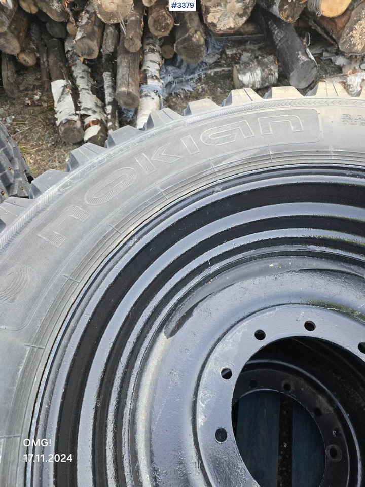 4 Nokian tires on rims for JCB - Komplett hjul: bilde 4 4 Nokian tires on rims for JCB - Komplett hjul: bilde 4