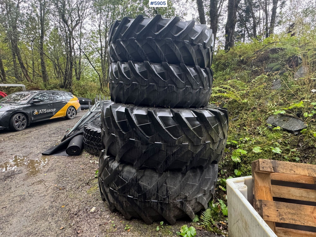 8 pcs Nokian TRI 2 tires. 4 pcs on rims! - Komplett hjul for Bygg og anlegg: bilde 3 8 pcs Nokian TRI 2 tires. 4 pcs on rims! - Komplett hjul for Bygg og anlegg: bilde 3