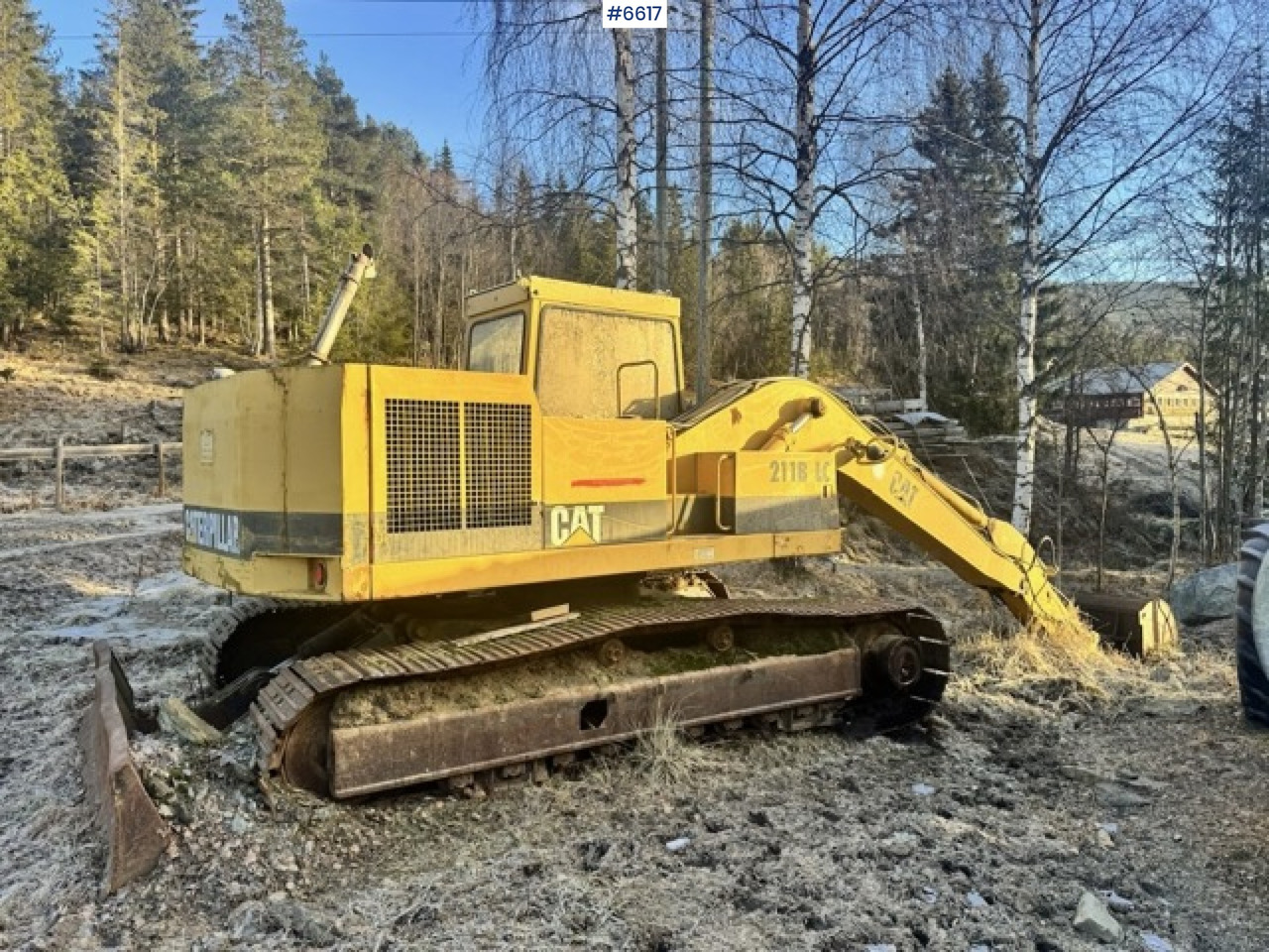 Approx. 1993 Caterpillar 211BLC tracked excavator with bucket. - Gravemaskin: bilde 1 Approx. 1993 Caterpillar 211BLC tracked excavator with bucket. - Gravemaskin: bilde 1