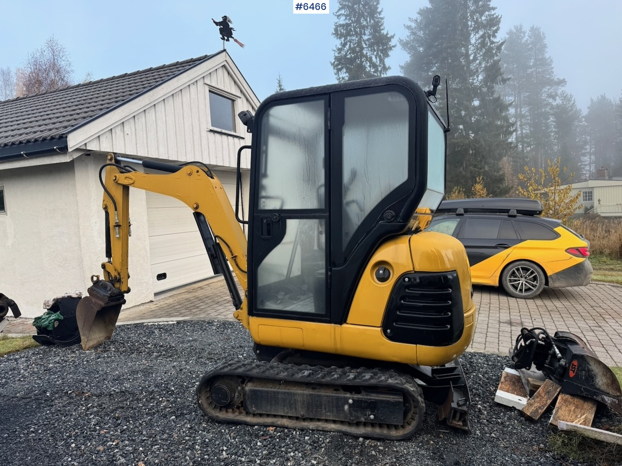Approx. 2004 CAT 301.8 Mini excavator w/ 4 buckets and grapple. - Gravemaskin: bilde 5 Approx. 2004 CAT 301.8 Mini excavator w/ 4 buckets and grapple. - Gravemaskin: bilde 5
