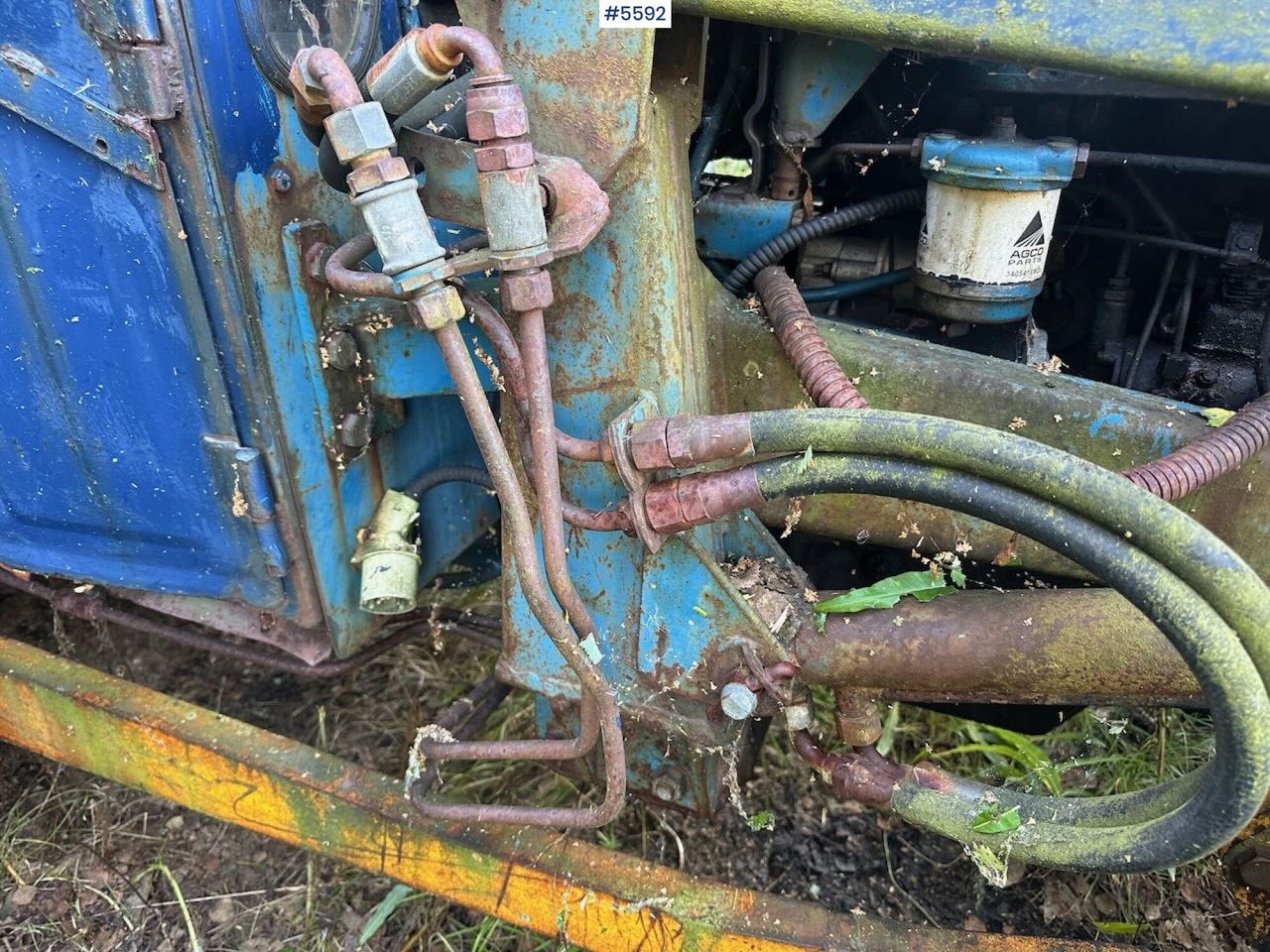 Circa 1974 Ford 4000 tractor w/ front loader and excavator. REP.OBJECT - Traktor: bilde 3 Circa 1974 Ford 4000 tractor w/ front loader and excavator. REP.OBJECT - Traktor: bilde 3