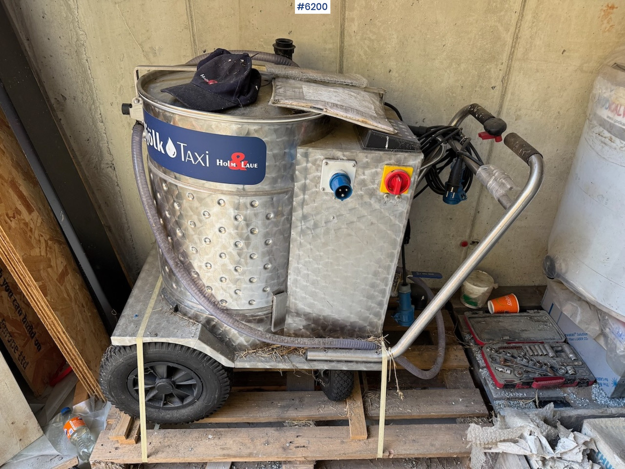 Holm & Laue Milk Taxi, Like new! - Husdyrhold-utstyr: bilde 1 Holm & Laue Milk Taxi, Like new! - Husdyrhold-utstyr: bilde 1