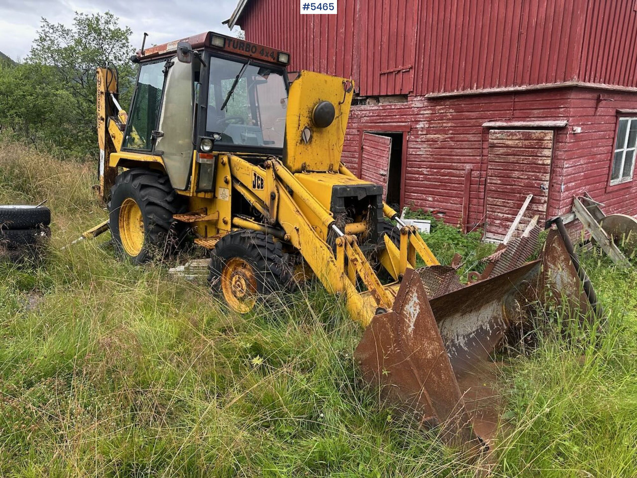 JCB Turbo 4x4 backhoe loader w/ pallet forks. Partial REP object. - Traktor: bilde 2 JCB Turbo 4x4 backhoe loader w/ pallet forks. Partial REP object. - Traktor: bilde 2