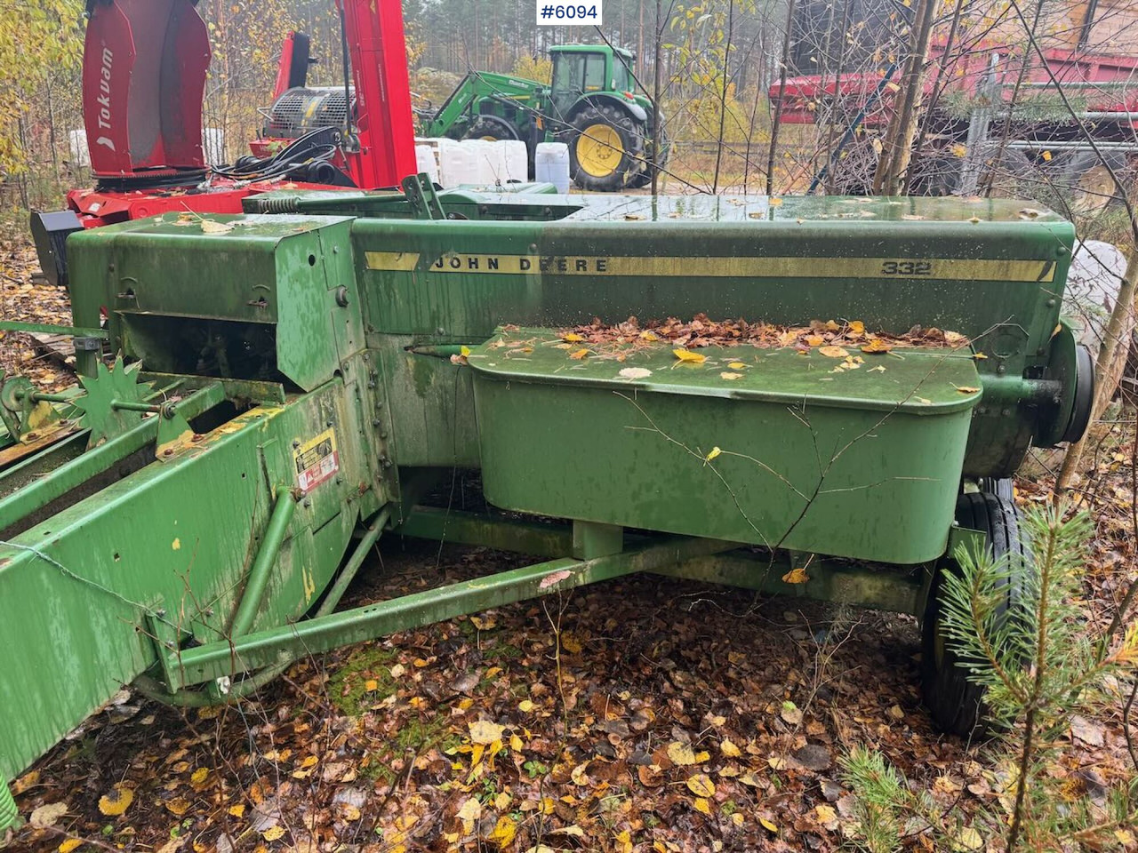 John Deere 332 - Grasutstyr: bilde 2 John Deere 332 - Grasutstyr: bilde 2