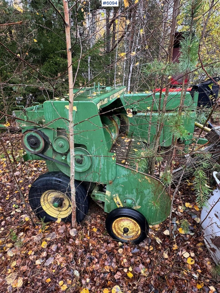 John Deere 332 - Grasutstyr: bilde 4 John Deere 332 - Grasutstyr: bilde 4