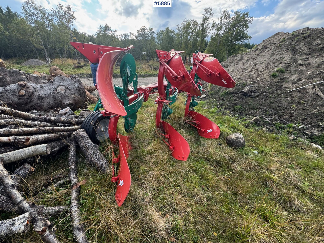 Kverneland 150S reversible plough, 3-furrow, year 2022. Never used – like new! - Jordforbedring maskin: bilde 2 Kverneland 150S reversible plough, 3-furrow, year 2022. Never used – like new! - Jordforbedring maskin: bilde 2