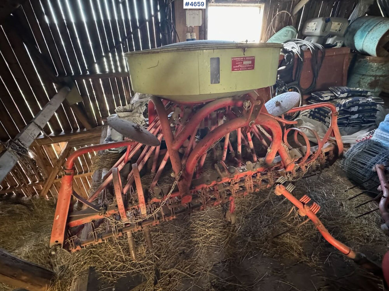 Kverneland seed drill w/ grass seed unit - Kombisåmaskin: bilde 1 Kverneland seed drill w/ grass seed unit - Kombisåmaskin: bilde 1