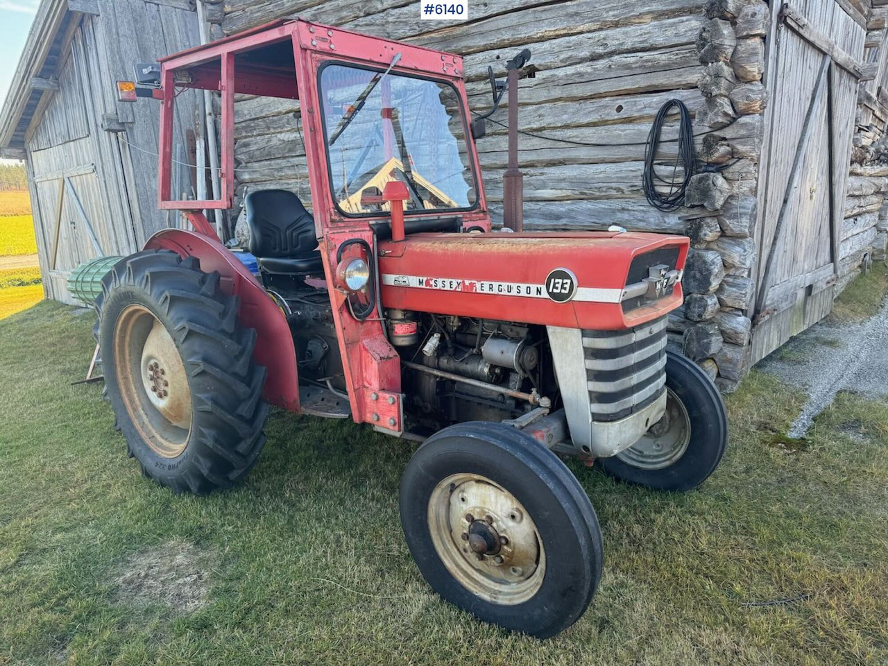 Massey Ferguson 133 - Traktor: bilde 3 Massey Ferguson 133 - Traktor: bilde 3