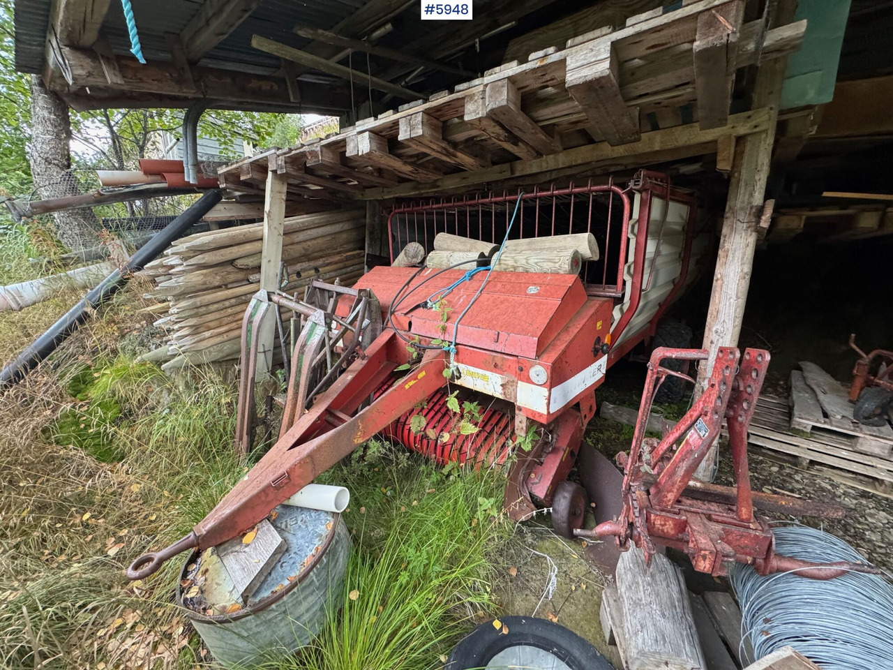 Pöttinger forage wagon - Grasutstyr: bilde 1 Pöttinger forage wagon - Grasutstyr: bilde 1