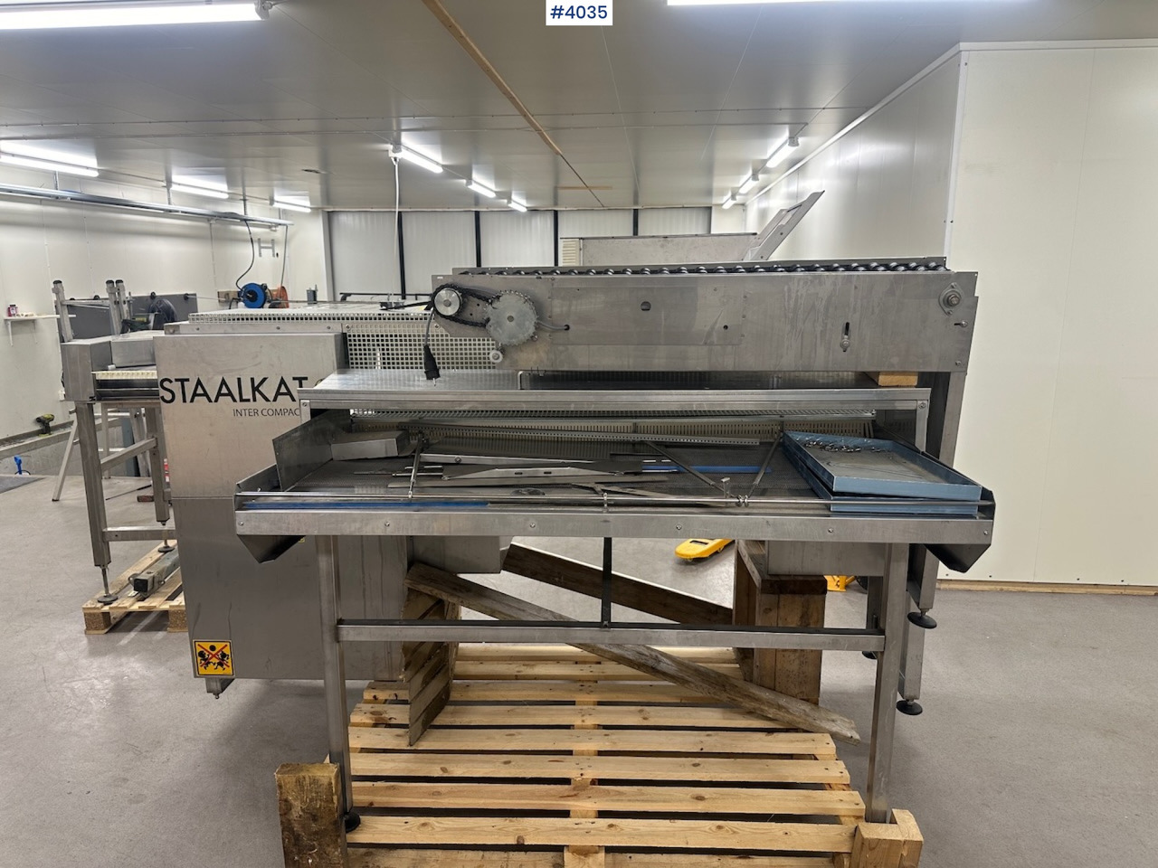 Sanovo Staalkat Inter compacta egg sorting machine - Husdyrhold-utstyr: bilde 1 Sanovo Staalkat Inter compacta egg sorting machine - Husdyrhold-utstyr: bilde 1