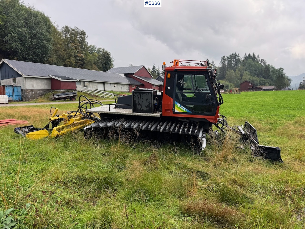 1994 Pisten Bully 150D w/ track layer and milling machine - Utility-/ Spesiell maskin: bilde 1 1994 Pisten Bully 150D w/ track layer and milling machine - Utility-/ Spesiell maskin: bilde 1