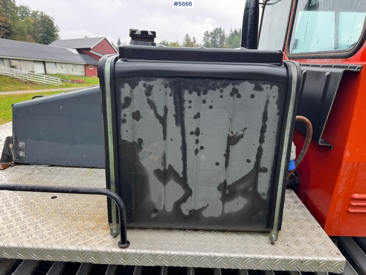 1994 Pisten Bully 150D w/ track layer and milling machine - Utility-/ Spesiell maskin: bilde 2 1994 Pisten Bully 150D w/ track layer and milling machine - Utility-/ Spesiell maskin: bilde 2